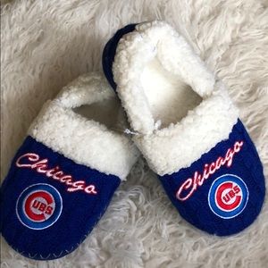 NWOT MLB Genuine Chicago Cubs Slippers